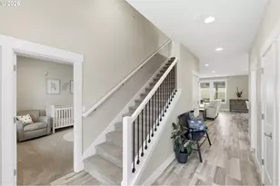 816 Riley Dr, Silverton, OR 97381 - Photo 25