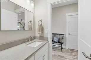 816 Riley Dr, Silverton, OR 97381 - Photo 27