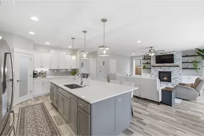 816 Riley Dr, Silverton, OR 97381 - Photo 11