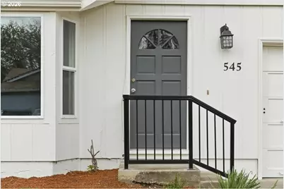 545 Baldwin Ave NE, Salem, OR 97301 - Photo 3