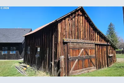 301 W McCully Dr, Joseph, OR 97846 - Photo 9