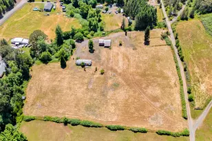 596 Raleigh Dr, Winston, OR 97496 - Photo 23