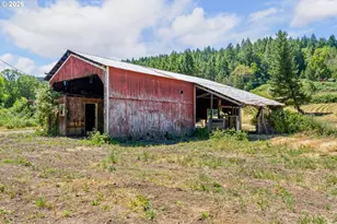 596 Raleigh Dr, Winston, OR 97496 - Photo 7