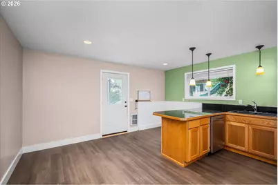 2012 Greiner St, Eugene, OR 97405 - Photo 33
