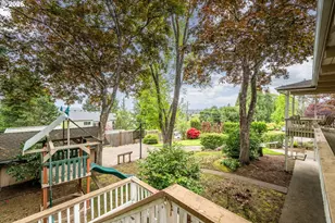 2012 Greiner St, Eugene, OR 97405 - Photo 37