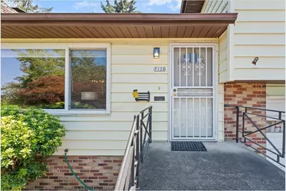 7120 NE 22nd Ave, Portland, OR 97211 - Photo 3
