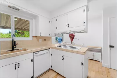 7120 NE 22nd Ave, Portland, OR 97211 - Photo 15