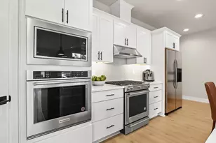 2891 NE Currin Creek Dr, Estacada, OR 97023 - Photo 7