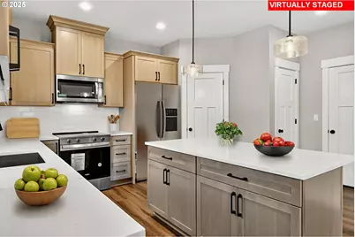 2207 E Badger Way, La Center, WA 98629 - Photo 3