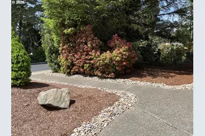 143 42nd Way, Florence, OR 97439 - Photo 5