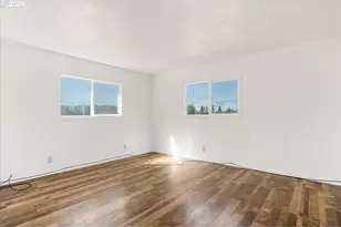 21000 NE Strawberry Flats Ln, Scotts Mills, OR 97375 - Photo 5