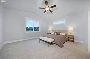 744 NE Trillium Dr, Estacada, OR 97023 - Photo 9