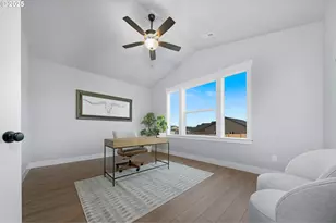 744 NE Trillium Dr, Estacada, OR 97023 - Photo 21