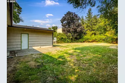 8511 SE Orchard Ln, Happy Valley, OR 97086 - Photo 11