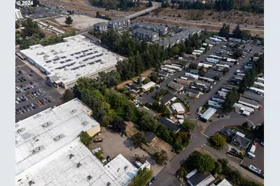 8511 SE Orchard Ln, Happy Valley, OR 97086 - Photo 33