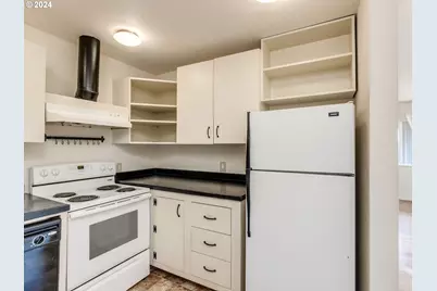 8511 SE Orchard Ln, Happy Valley, OR 97086 - Photo 19