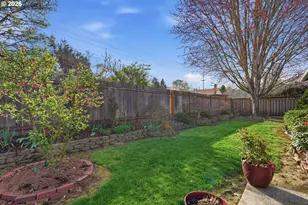 6811 SW 170th Ave, Beaverton, OR 97007 - Photo 23