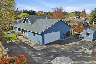 6811 SW 170th Ave, Beaverton, OR 97007 - Photo 1