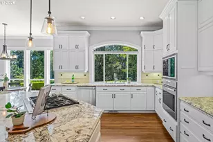 3330 Quail Ridge Ct, West Linn, OR 97068 - Photo 11