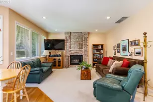 19720 Spring Ridge Dr, West Linn, OR 97068 - Photo 17