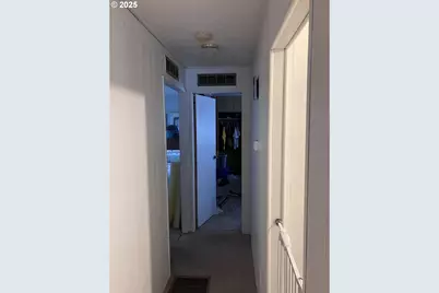 8720 Hwy 238, Jacksonville, OR 97530 - Photo 7