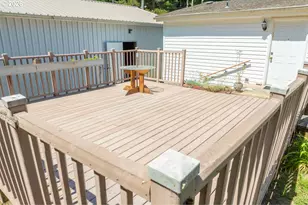 96060 Coos-Sumner Ln, Coos Bay, OR 97420 - Photo 23