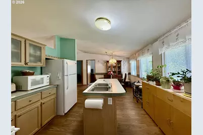 96060 Coos Sumner Ln, Coos Bay, OR 97420 - Photo 9