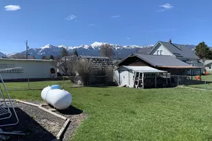 402 NW 2nd St, Enterprise, OR 97828 - Photo 11