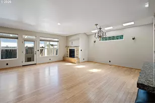 962 T St, Springfield, OR 97477 - Photo 9