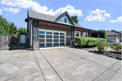962 T St, Springfield, OR 97477 - Photo 39