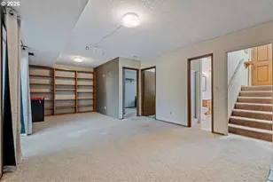12055 SW Bruce Ln, Beaverton, OR 97008 - Photo 17