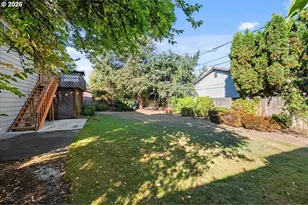 12055 SW Bruce Ln, Beaverton, OR 97008 - Photo 25