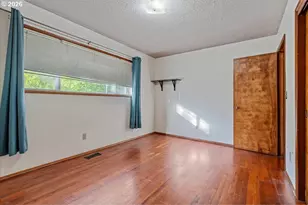 12055 SW Bruce Ln, Beaverton, OR 97008 - Photo 15