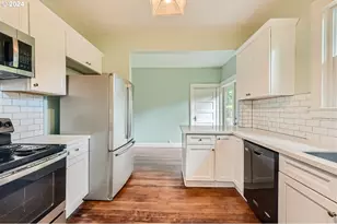 3904 SE Clinton St, Portland, OR 97202 - Photo 13