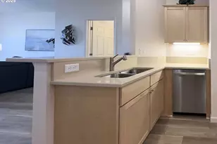 1585 37th St, Florence, OR 97439 - Photo 7