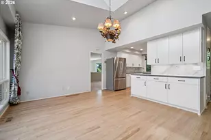 50 Condolea Ct, Lake Oswego, OR 97035 - Photo 7