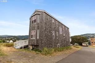 35100 Sunset Dr, Pacific City, OR 97135 - Photo 3