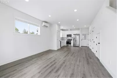 8655 SE Insley St, Portland, OR 97266 - Photo 7