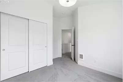 8655 SE Insley St, Portland, OR 97266 - Photo 21