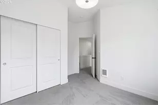 8655 SE Insley St, Portland, OR 97266 - Photo 21
