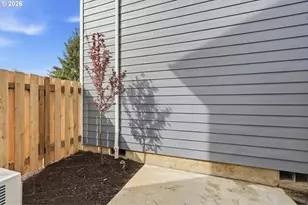 8655 SE Insley St, Portland, OR 97266 - Photo 27