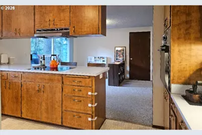 4734 Brookwood St, Eugene, OR 97405 - Photo 9