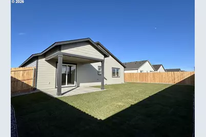 874 NE Laurel Springs Dr, Hermiston, OR 97838 - Photo 9