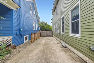 9116 N Willamette Blvd, Portland, OR 97203 - Photo 3