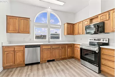 295 Sycamore St, Woodland, WA 98674 - Photo 13
