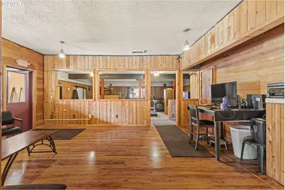 1030 W Central Blvd, Coquille, OR 97423 - Photo 13