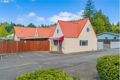 1030 W Central Blvd, Coquille, OR 97423 - Photo 5