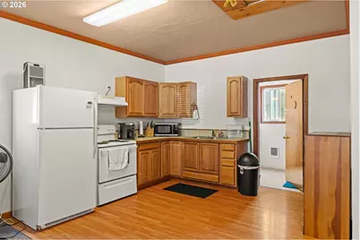 1030 W Central Blvd, Coquille, OR 97423 - Photo 45