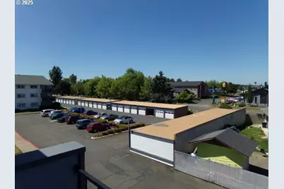 950 Evergreen Rd #310, Woodburn, OR 97071 - Photo 9