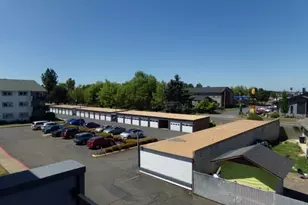 950 Evergreen Rd, Woodburn, OR 97071 - Photo 9